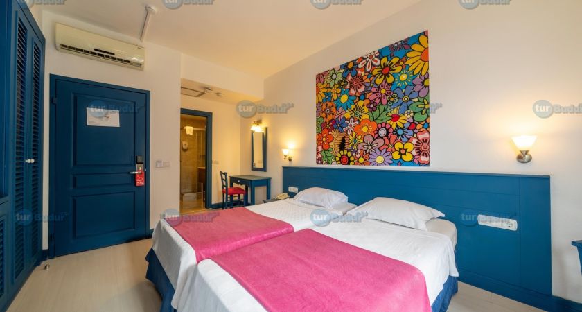 Bodrum Holiday Resort & Spa