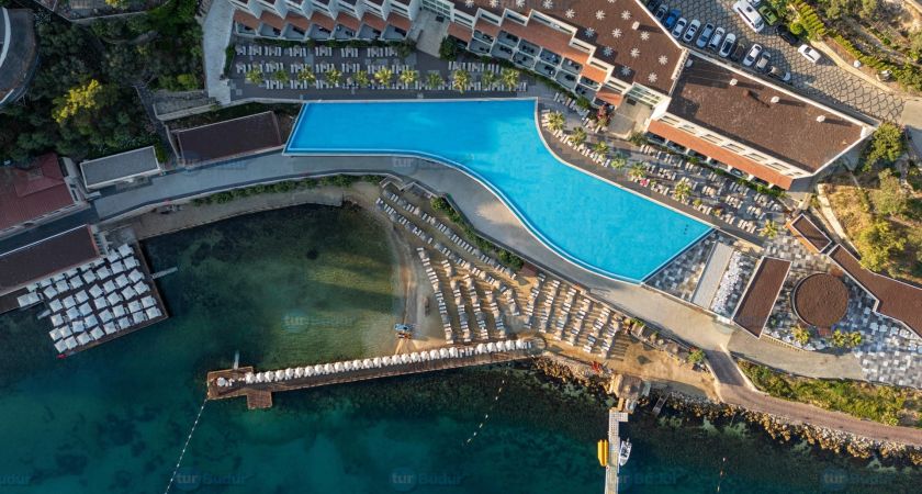 Blue Dreams Resort