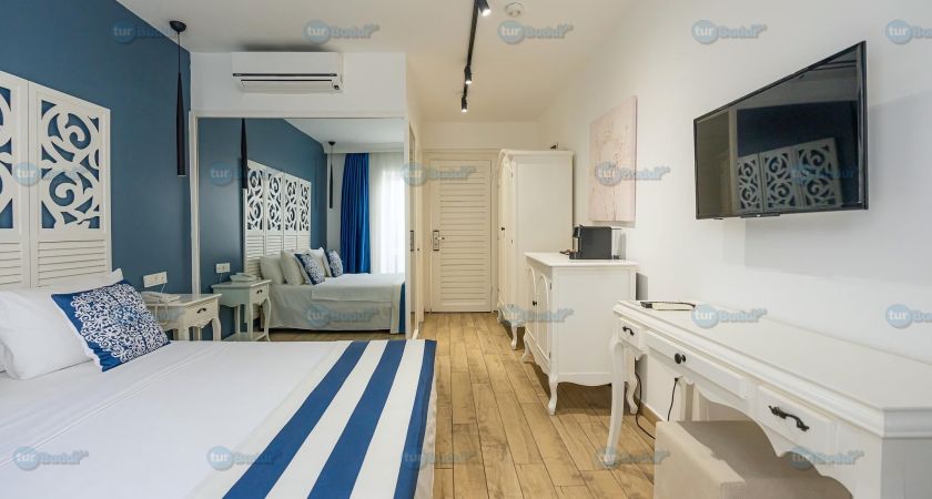 Blue Dreams Resort