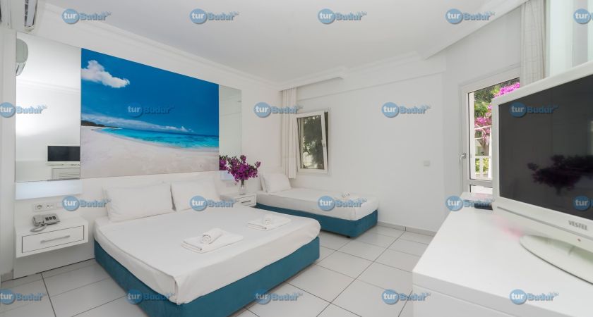 Bendis Beach Hotel