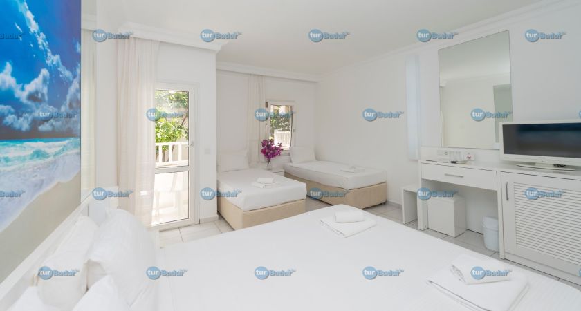 Bendis Beach Hotel