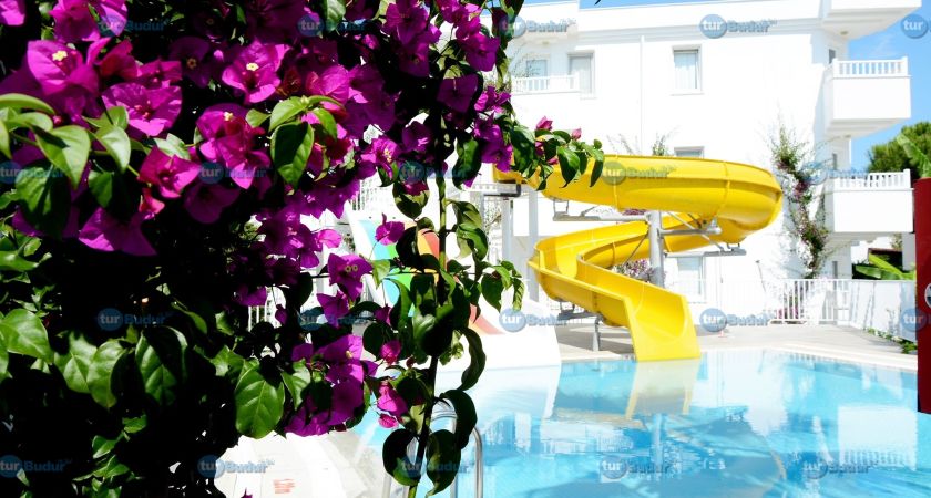Bendis Beach Hotel