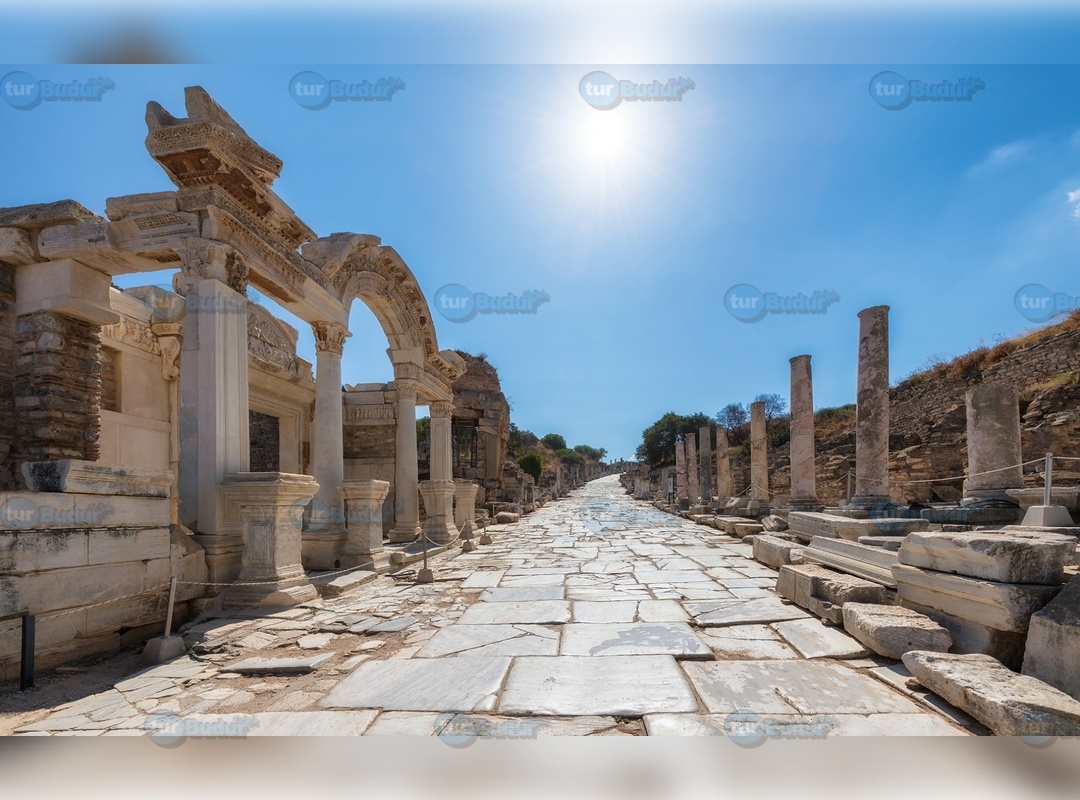 Efes Turu